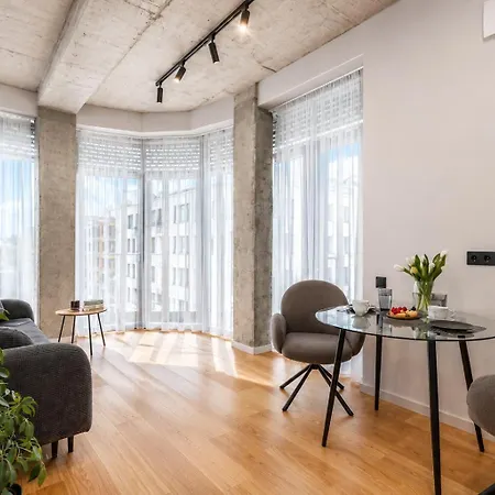 In The Center Of Appartement *